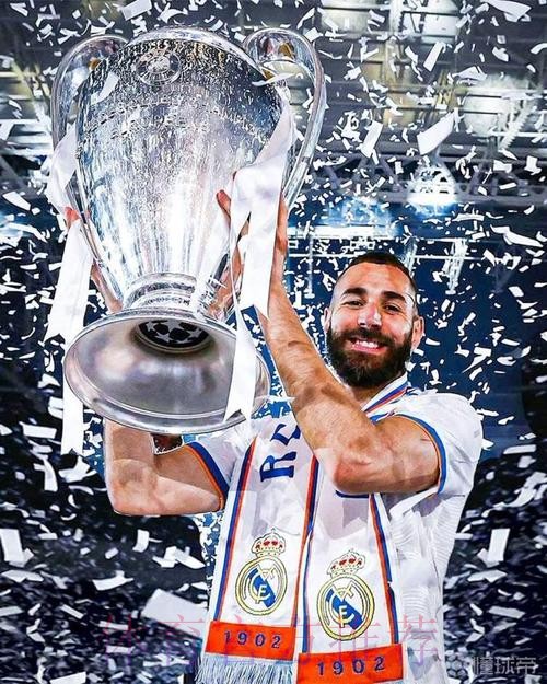 西甲-本泽马梅开二度 皇马2-1黄潜夺得西甲第34冠 西甲-本泽马梅开二度 皇马2-1黄潜夺得西甲第34冠